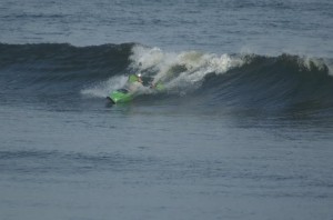 me ignoring back issues at the irish surf kayak open 2009